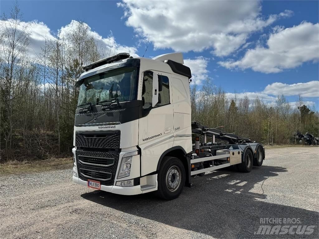 Volvo FH540 Camion cu carlig de ridicare