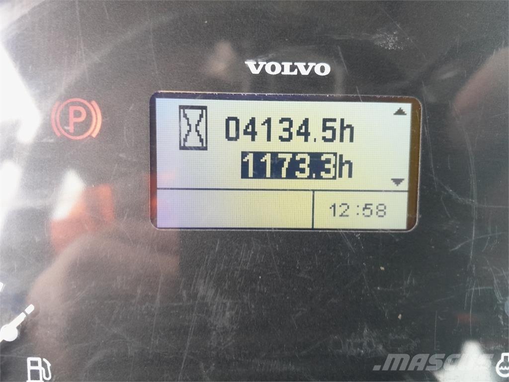 Volvo Gt Incarcator pe pneuri