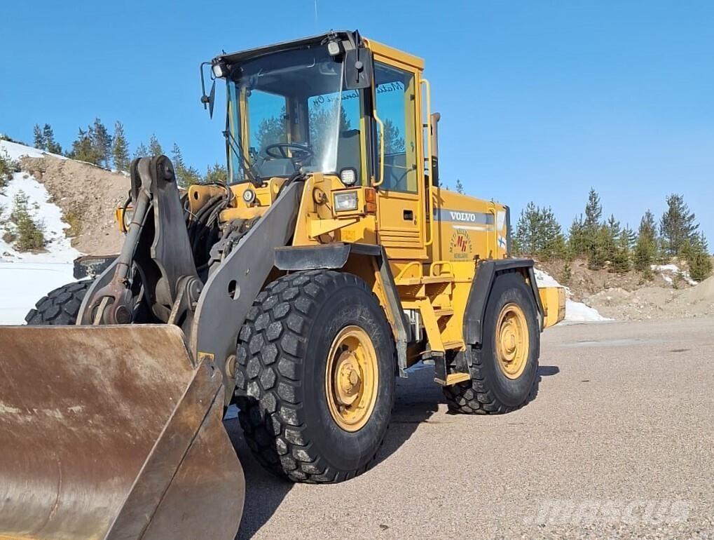 Volvo L 90 C Incarcator pe pneuri