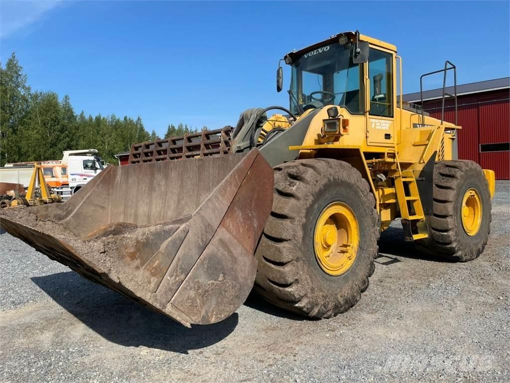 Volvo L180D Incarcator pe pneuri
