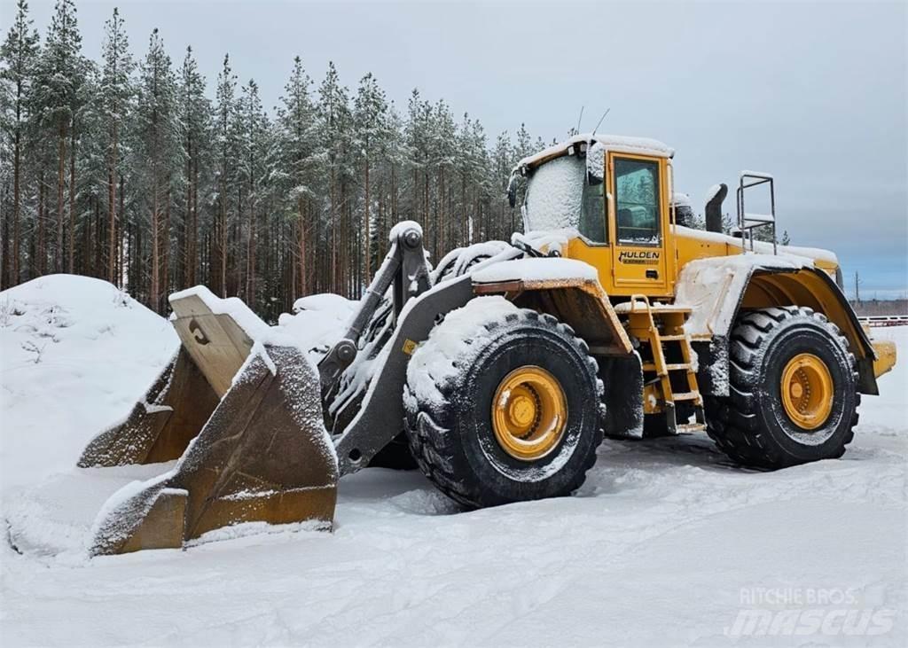 Volvo L220E Incarcator pe pneuri