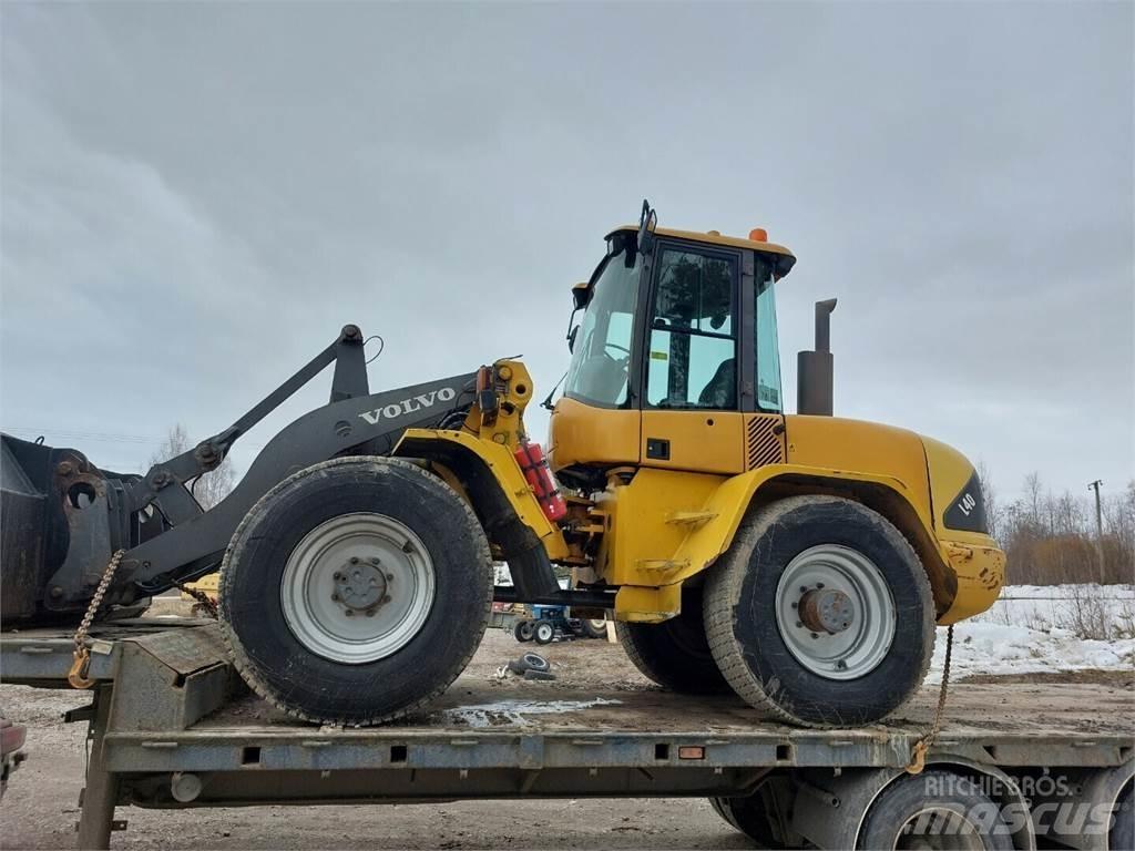 Volvo L40 Incarcator pe pneuri