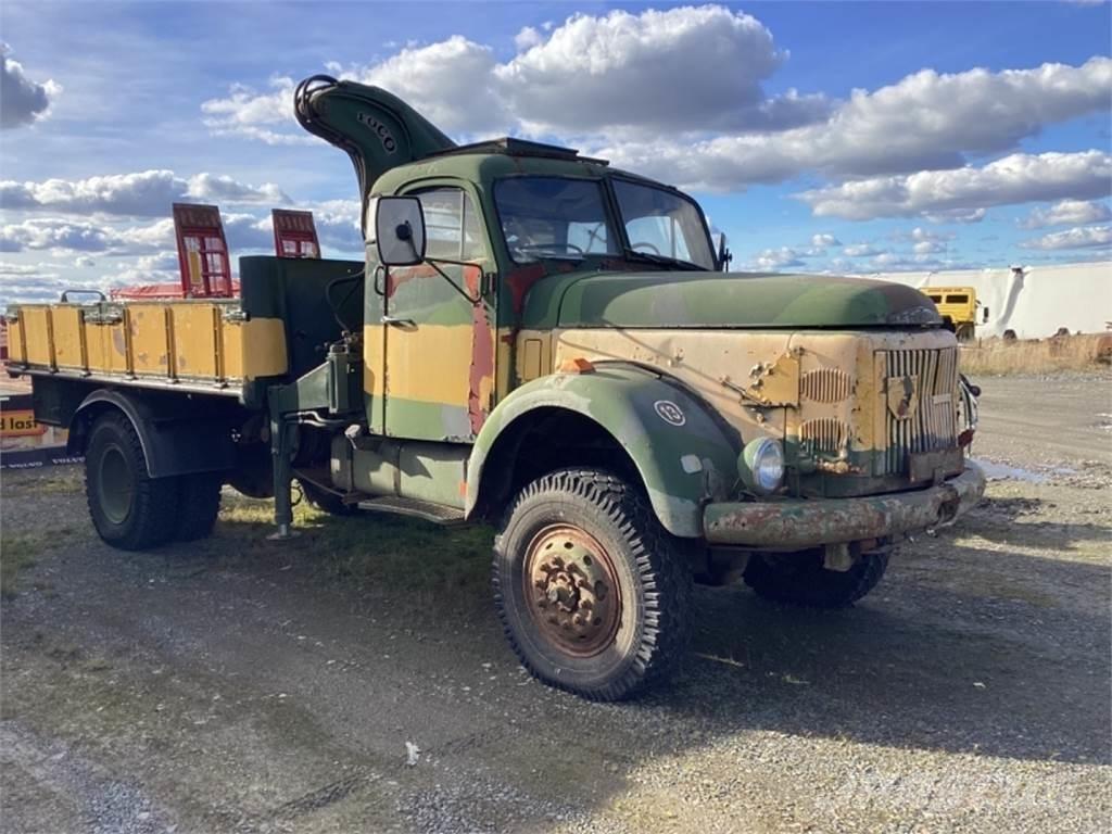 Volvo N 86 Camioane platforma/prelata