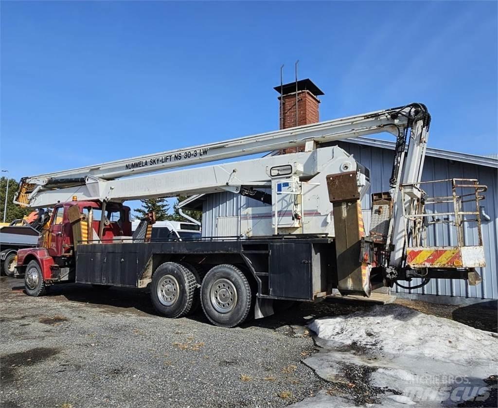 Volvo N7 6x2 Camioane cu macara