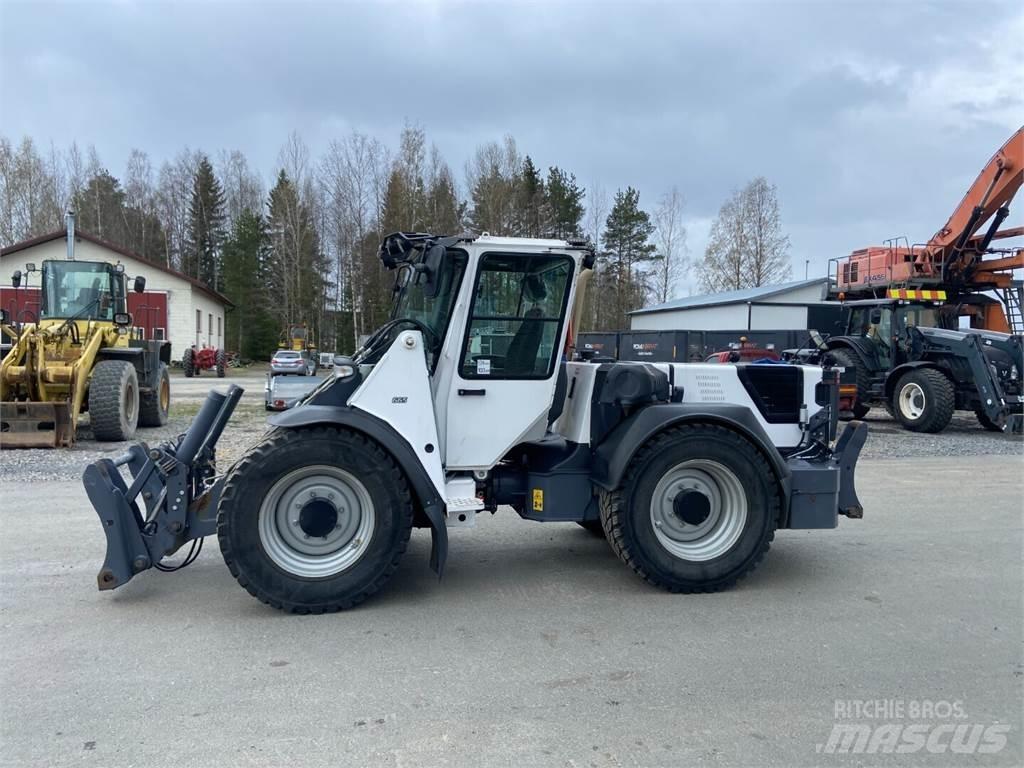 Wille 665 Utilaje întreţinere terenuri - Altele
