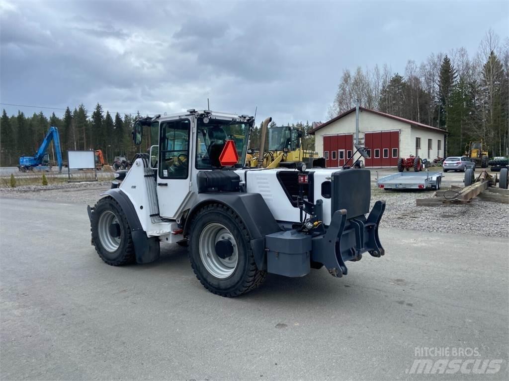 Wille 665 Utilaje întreţinere terenuri - Altele