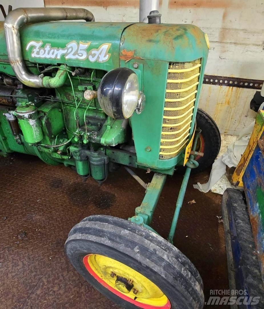 Zetor 25 A Tractoare