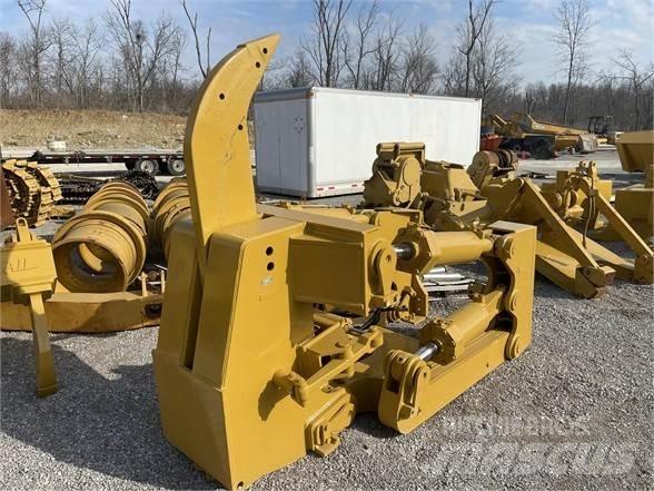 CAT D8 Scarificatoare