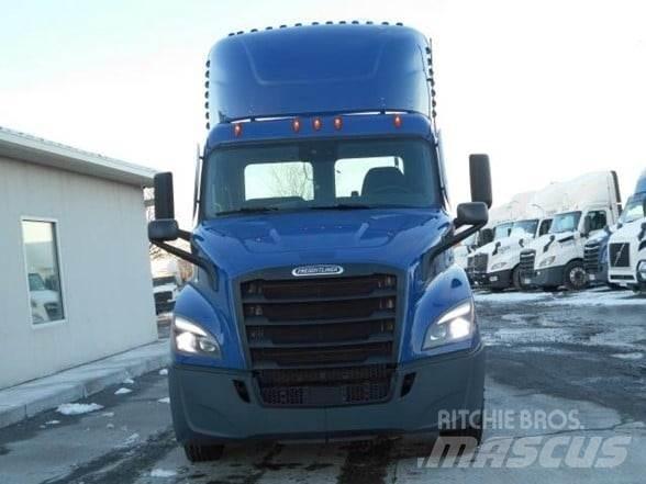 Freightliner CASCADIA 116 Autotractoare