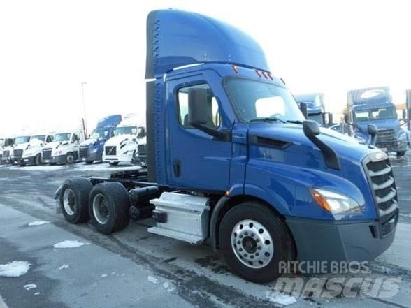 Freightliner CASCADIA 116 Autotractoare
