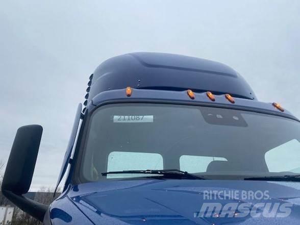 Freightliner CASCADIA 116 Autotractoare