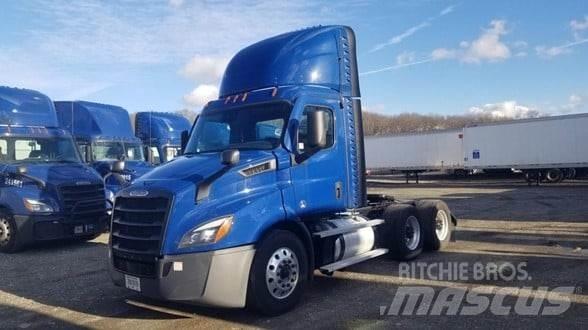 Freightliner CASCADIA 116 Autotractoare