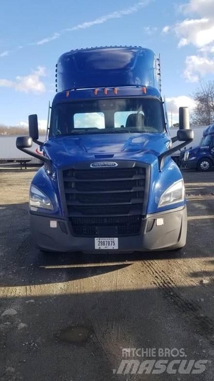 Freightliner CASCADIA 116 Autotractoare