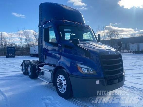Freightliner CASCADIA 116 Autotractoare