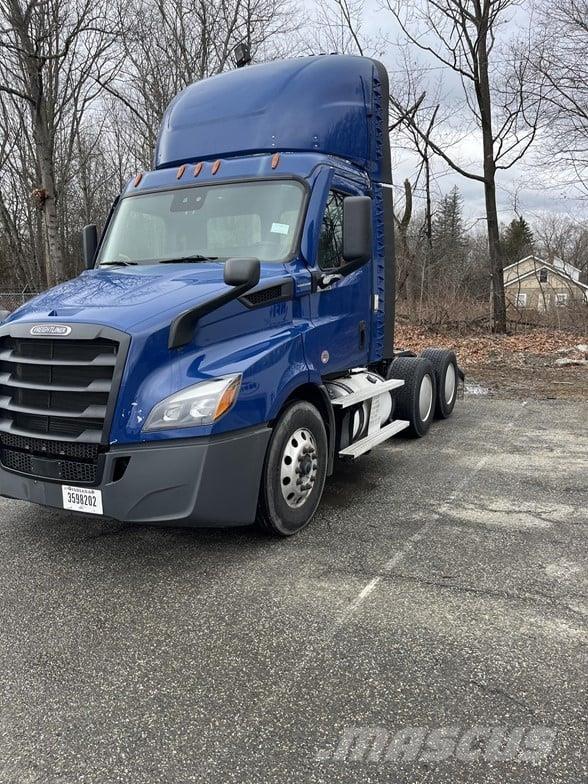 Freightliner CASCADIA 116 Autotractoare