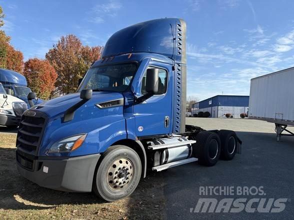 Freightliner CASCADIA 116 Autotractoare