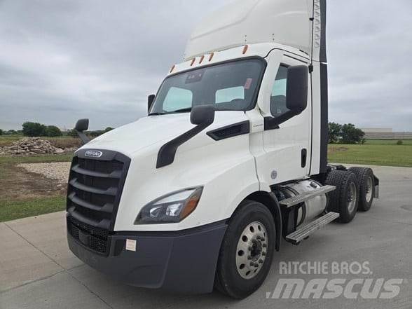 Freightliner CASCADIA 116 Autotractoare