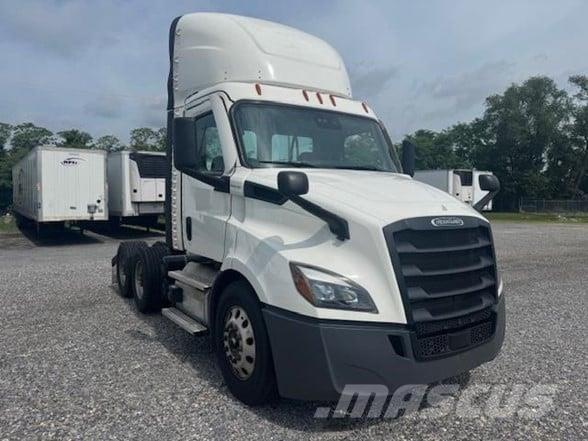 Freightliner CASCADIA 116 Autotractoare