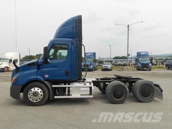 Freightliner CASCADIA 116 Autotractoare