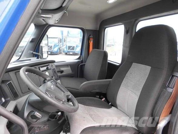 Freightliner CASCADIA 116 Autotractoare