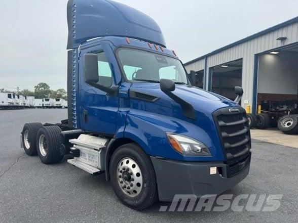 Freightliner CASCADIA 116 Autotractoare