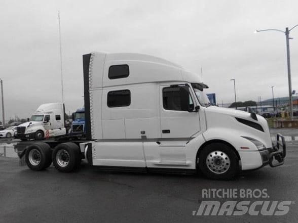 Volvo VNL64T860 Autotractoare