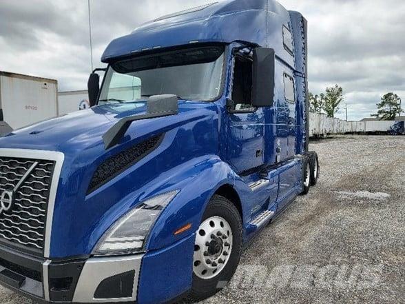 Volvo VNL64T860 Autotractoare