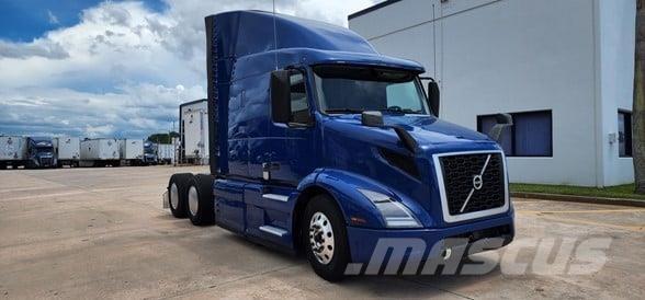 Volvo VNR64T640 Autotractoare