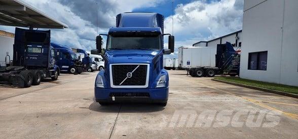 Volvo VNR64T640 Autotractoare