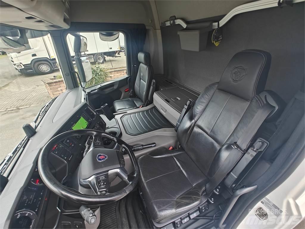 Scania P280 Autocamioane