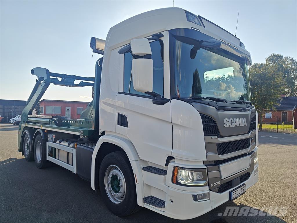 Scania P370 Camion cu incarcator