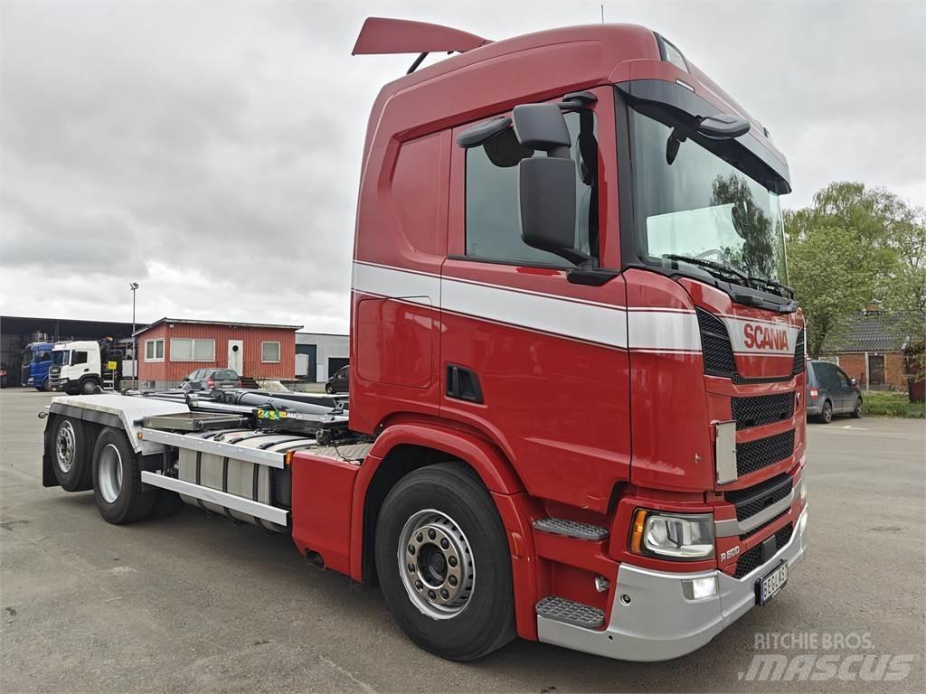 Scania R500 Camion cu carlig de ridicare