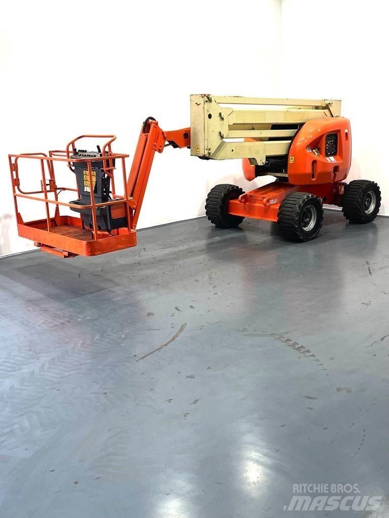 JLG 450AJ Nacele cu brat articulat