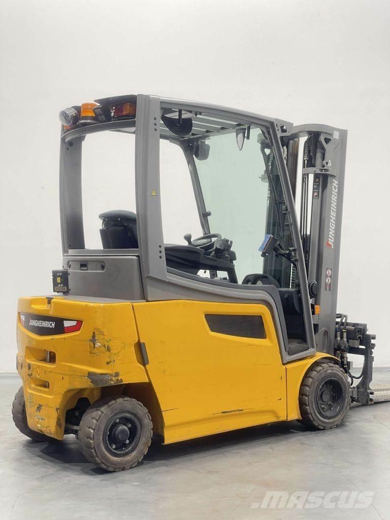 Jungheinrich EFG 320 Stivuitor electric