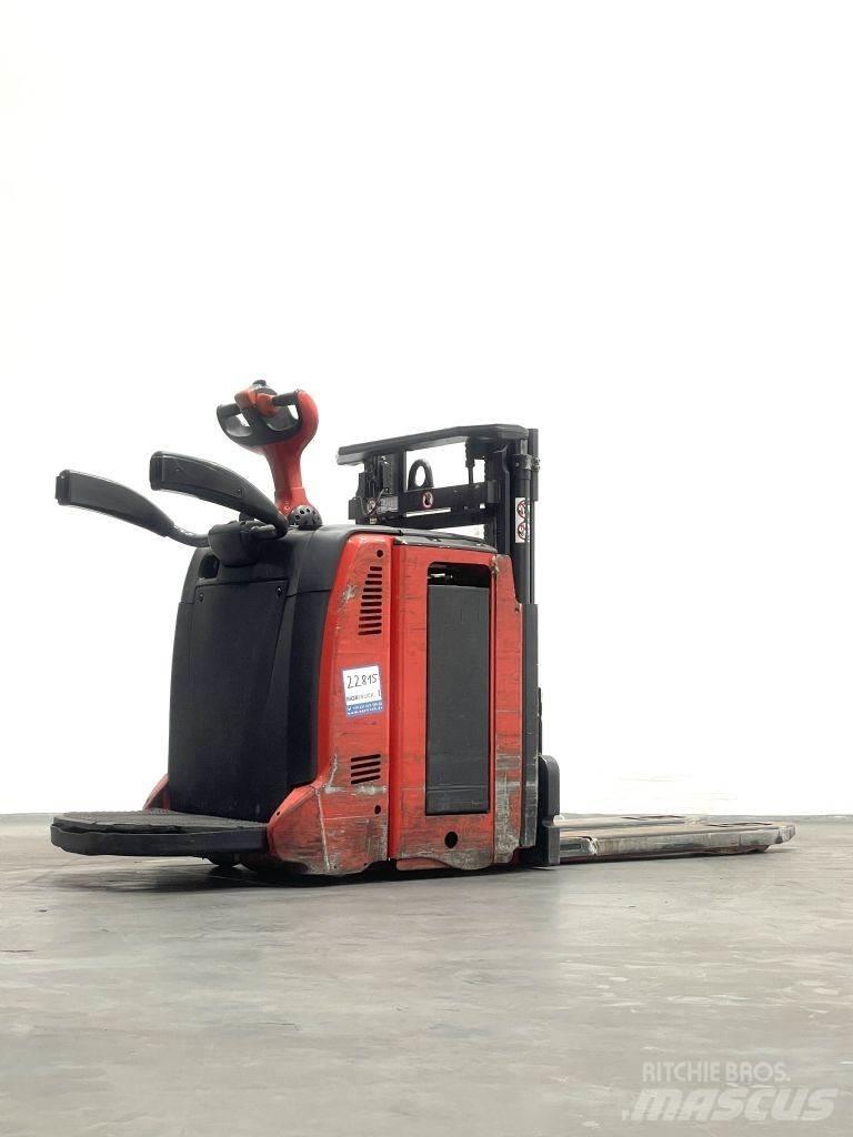 Linde D12HPAP Transpaleta manuala