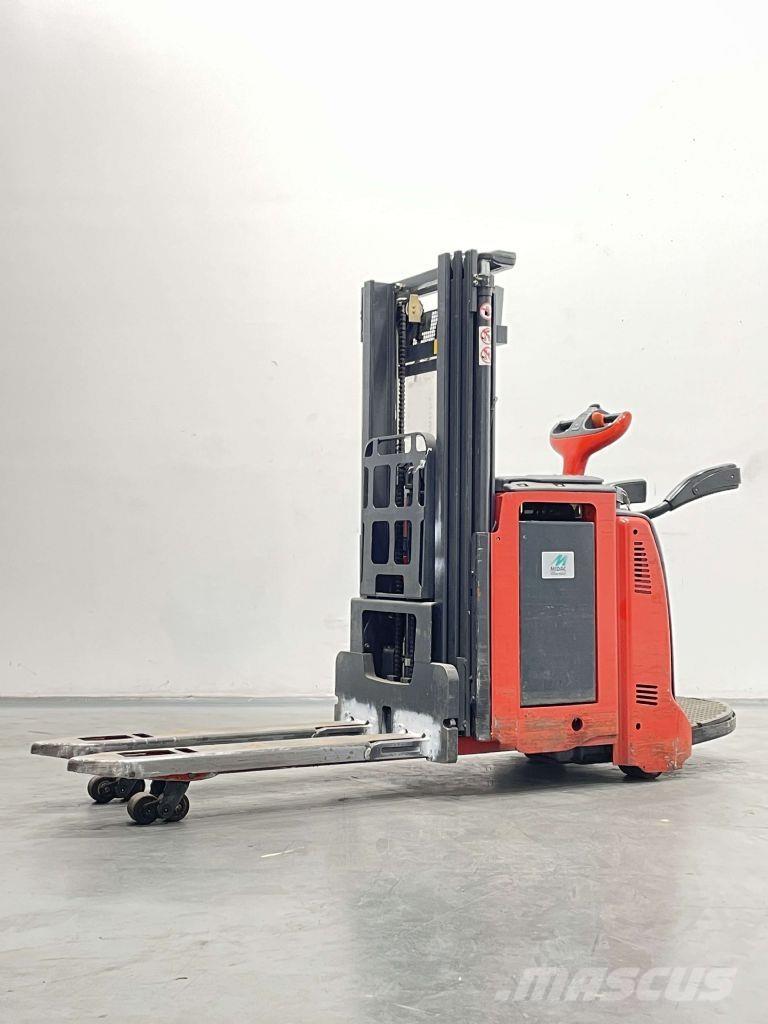 Linde D12LAP-133 Transpaleta manuala