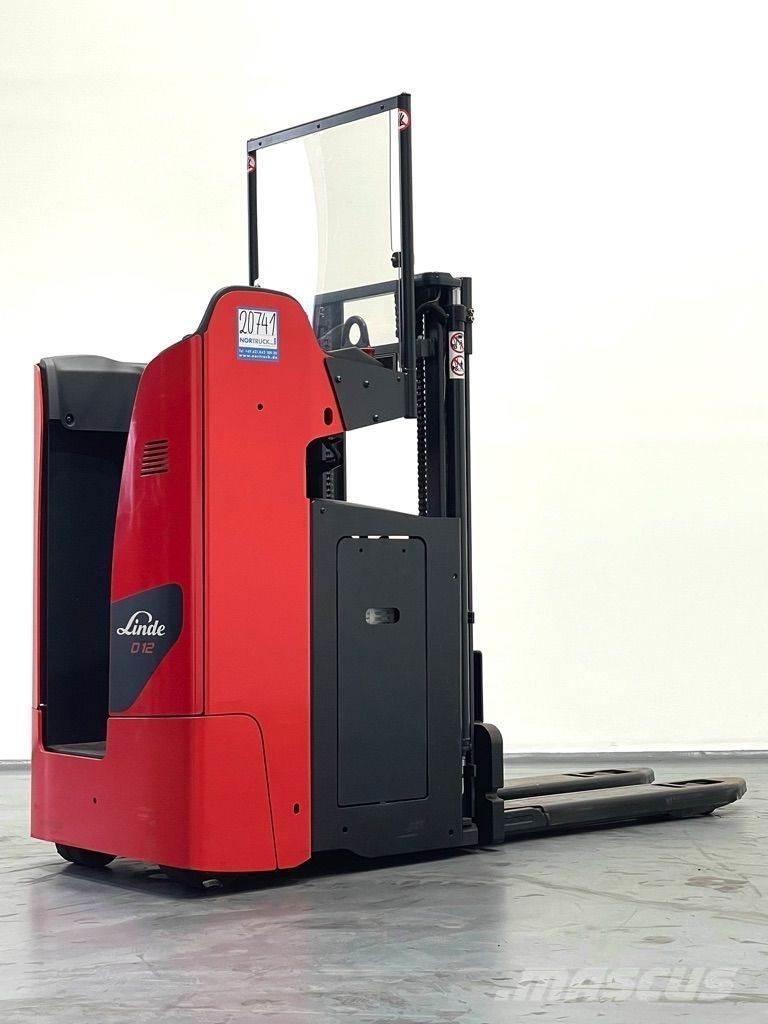 Linde D12SF-1164 Transpaleta manuala