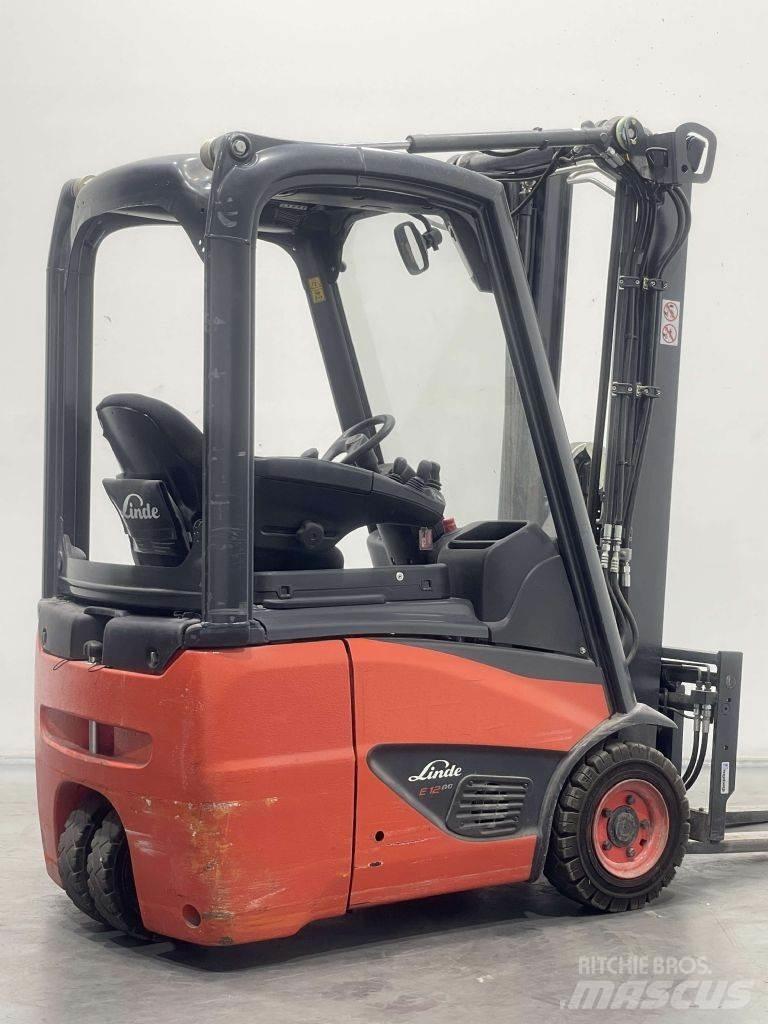 Linde E12-02-386 Stivuitor electric