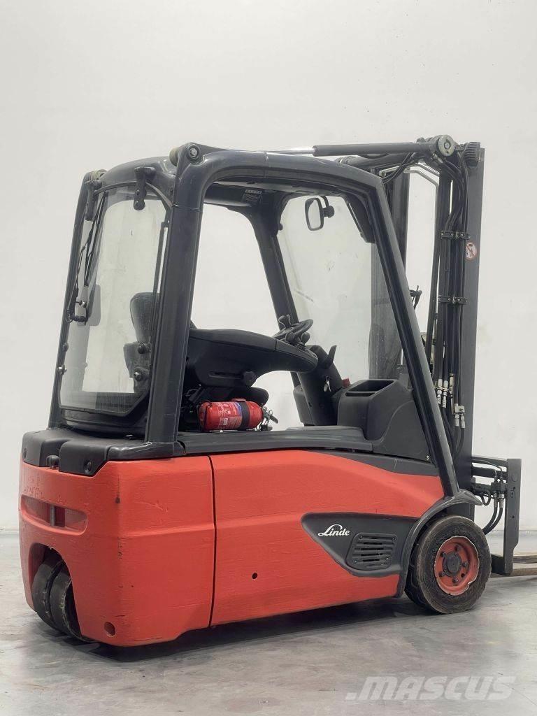Linde E16L-02-386 Stivuitor electric