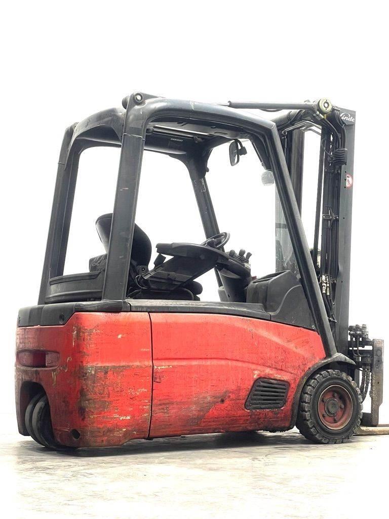 Linde E16L-386 Stivuitor electric
