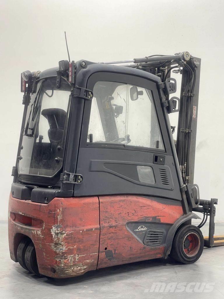Linde E18-386 Stivuitor electric