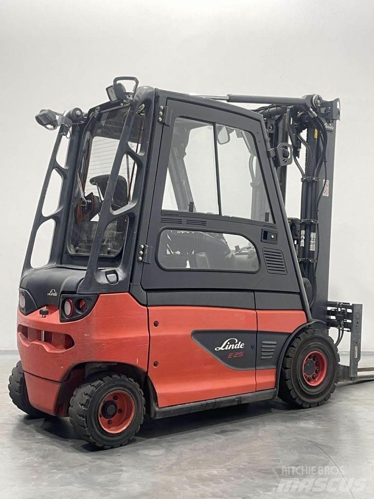 Linde E25-01-387 Stivuitor electric