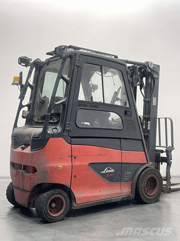Linde E30H-01/600-387 Stivuitor electric