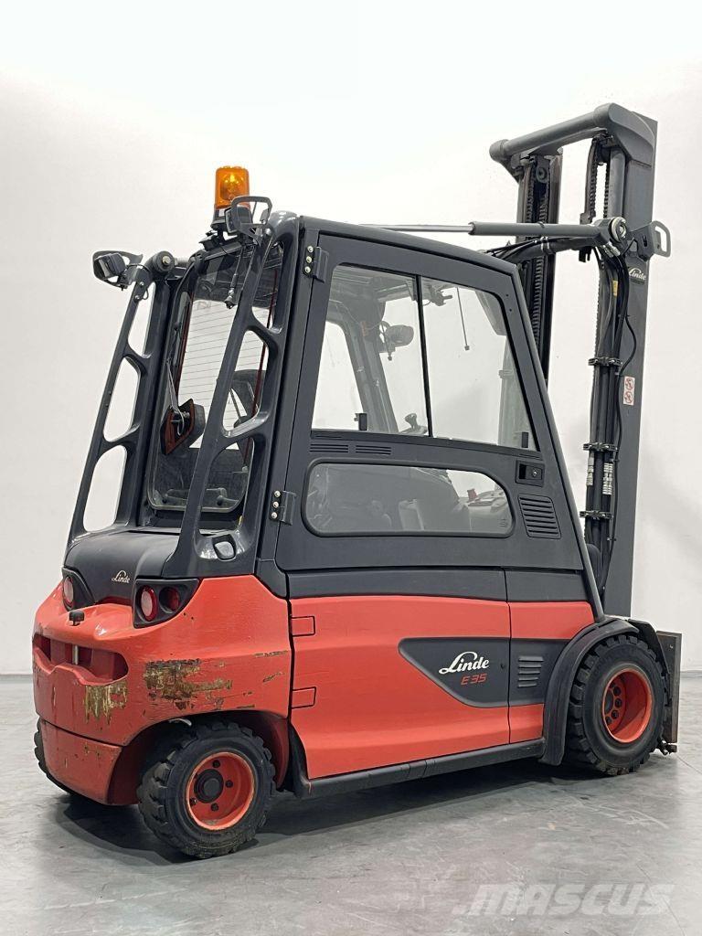Linde E35L-01-387 Stivuitor electric