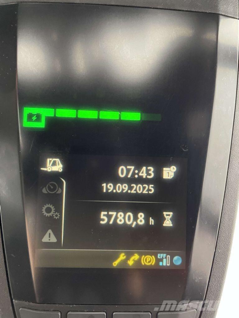Linde E50HL-01-388 Stivuitor electric