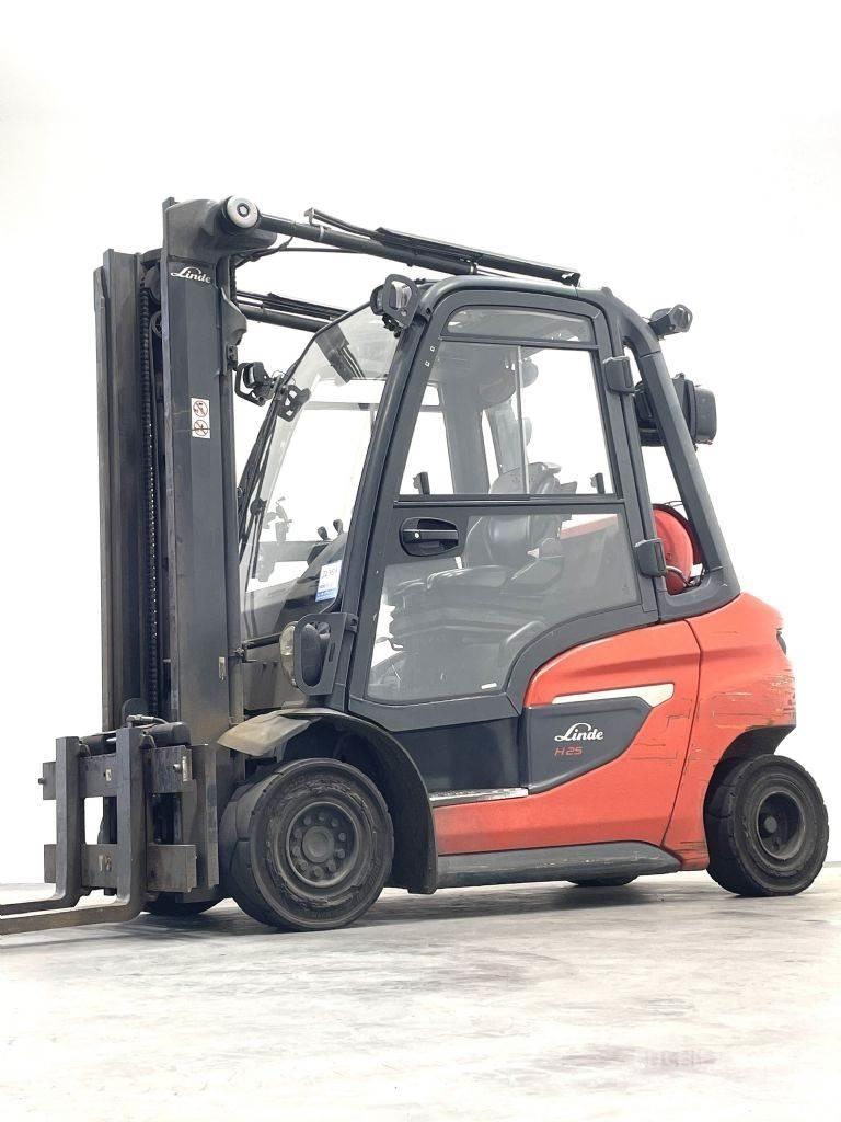Linde H25T-01-1202 Stivuitor GPL