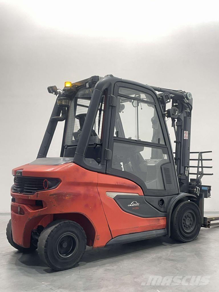 Linde H35D-01-1202 Stivuitor diesel