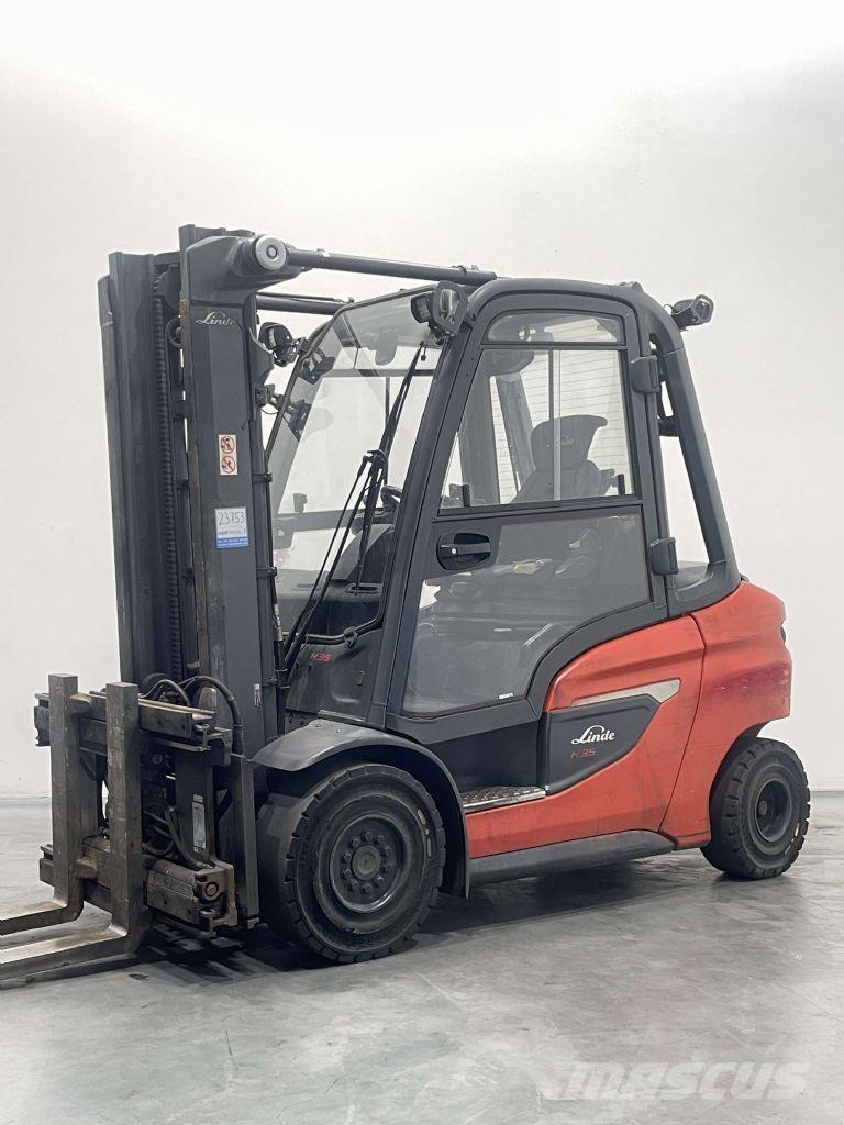 Linde H35D-01-1202 Stivuitor diesel