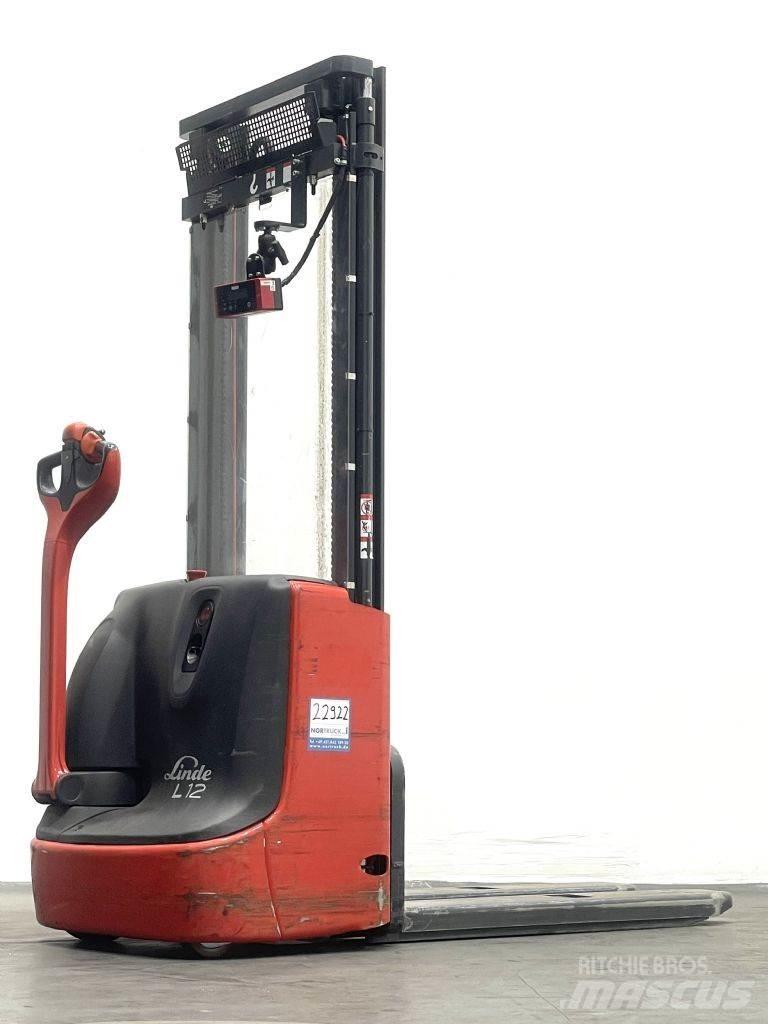 Linde L12 Transpaleta manuala