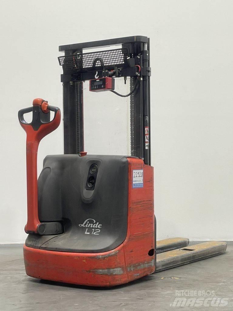 Linde L12 Transpaleta manuala